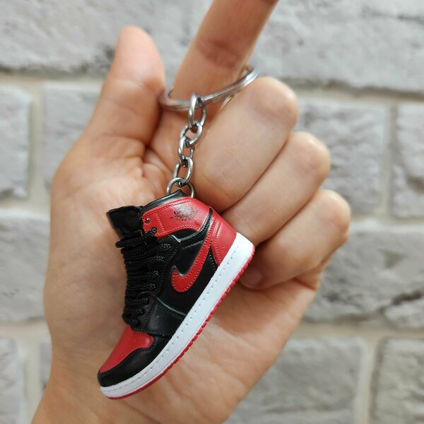 Брелок Nike Air Jordan 1