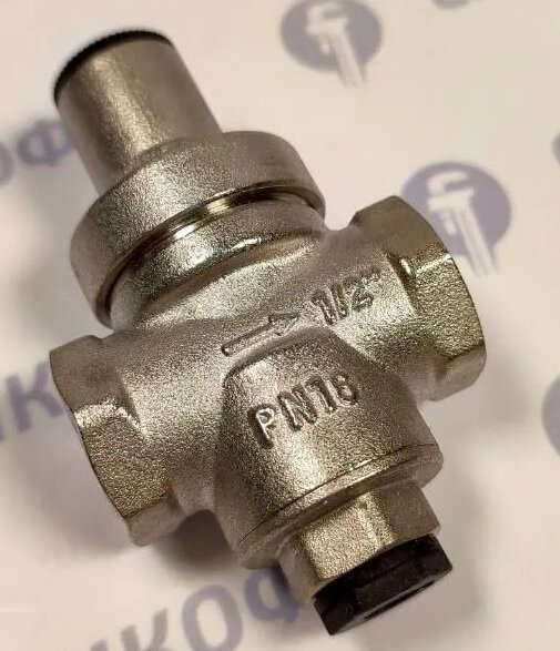 фото Редуктор давления 1/2"ВВ FALIANO с отверстием под манометр