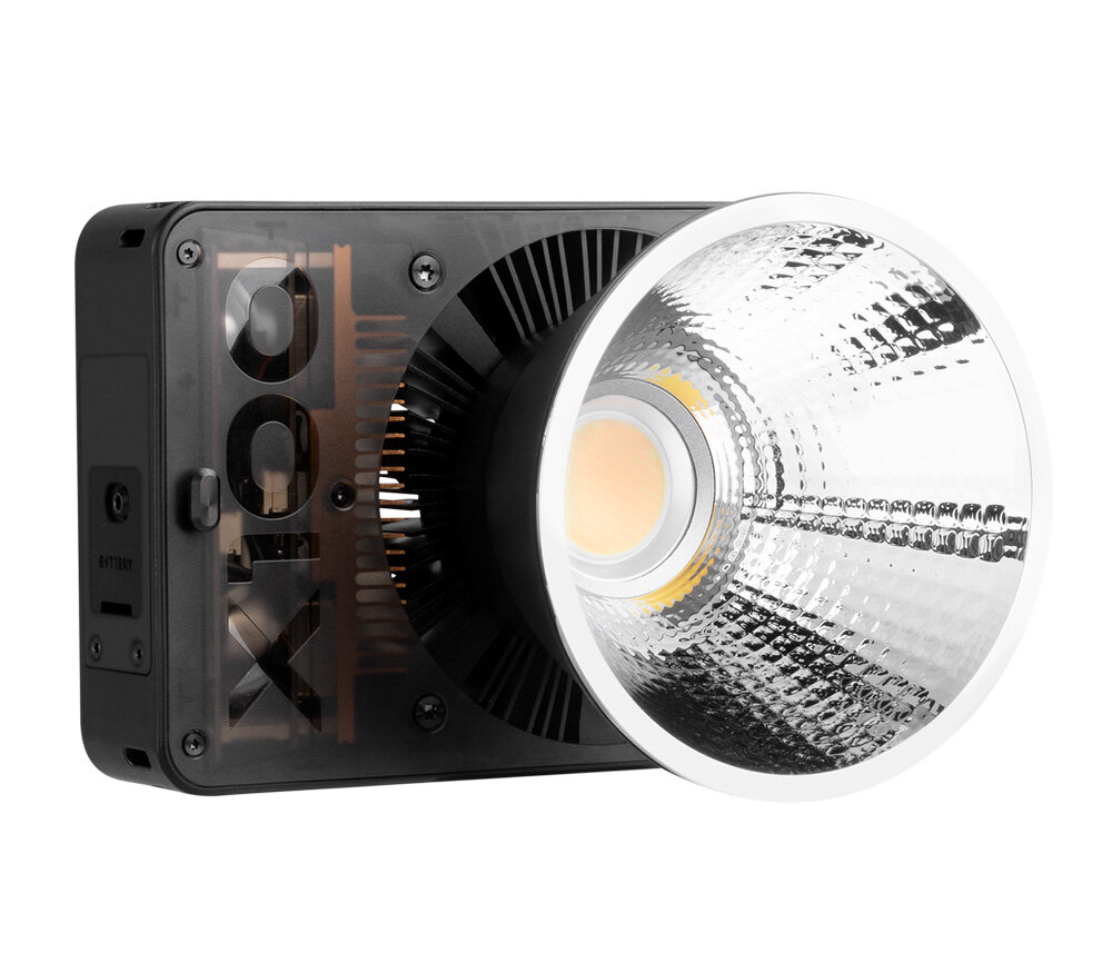 Осветитель Zhiyun Molus X100 Standard Kit светодиодный 100 Вт 2700-6500К