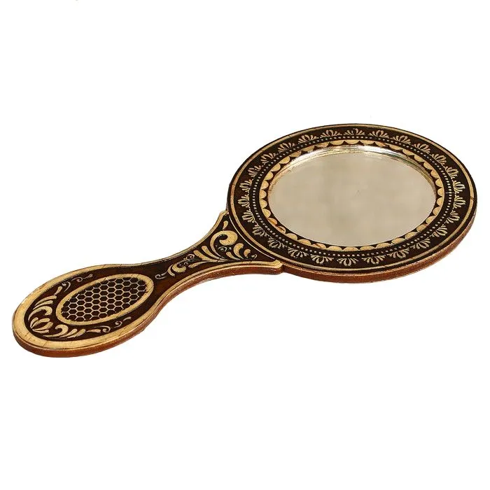 фото Зеркало круглое из бересты с ручкой