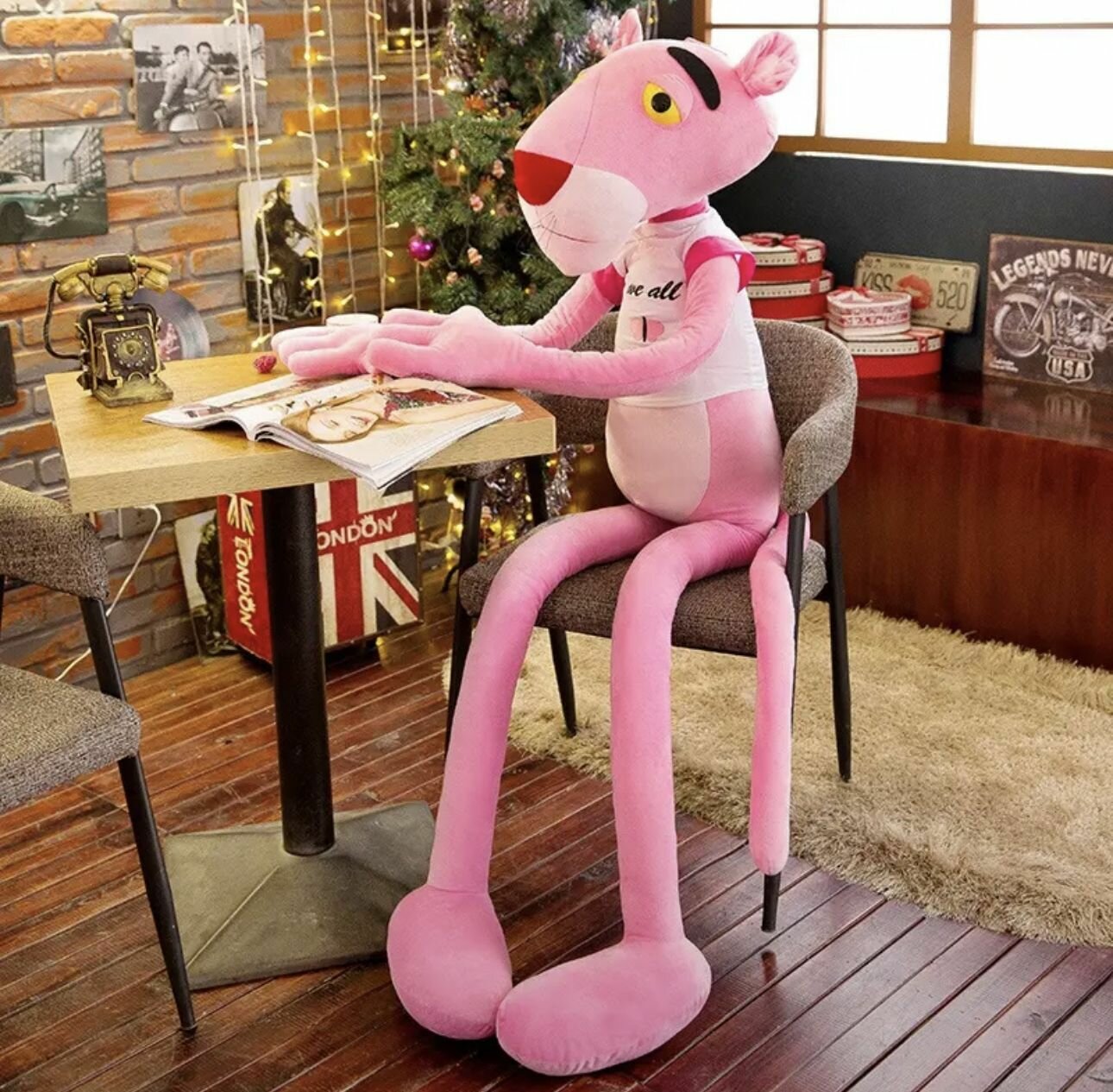 Мягкая игрушка Розовая реалистичная Пантера в майке 90 см