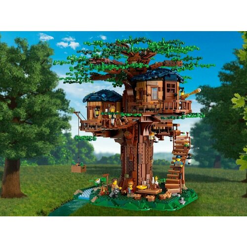 Конструктор Креатор Дом на дереве, 1027 деталей / Совместим с Лего