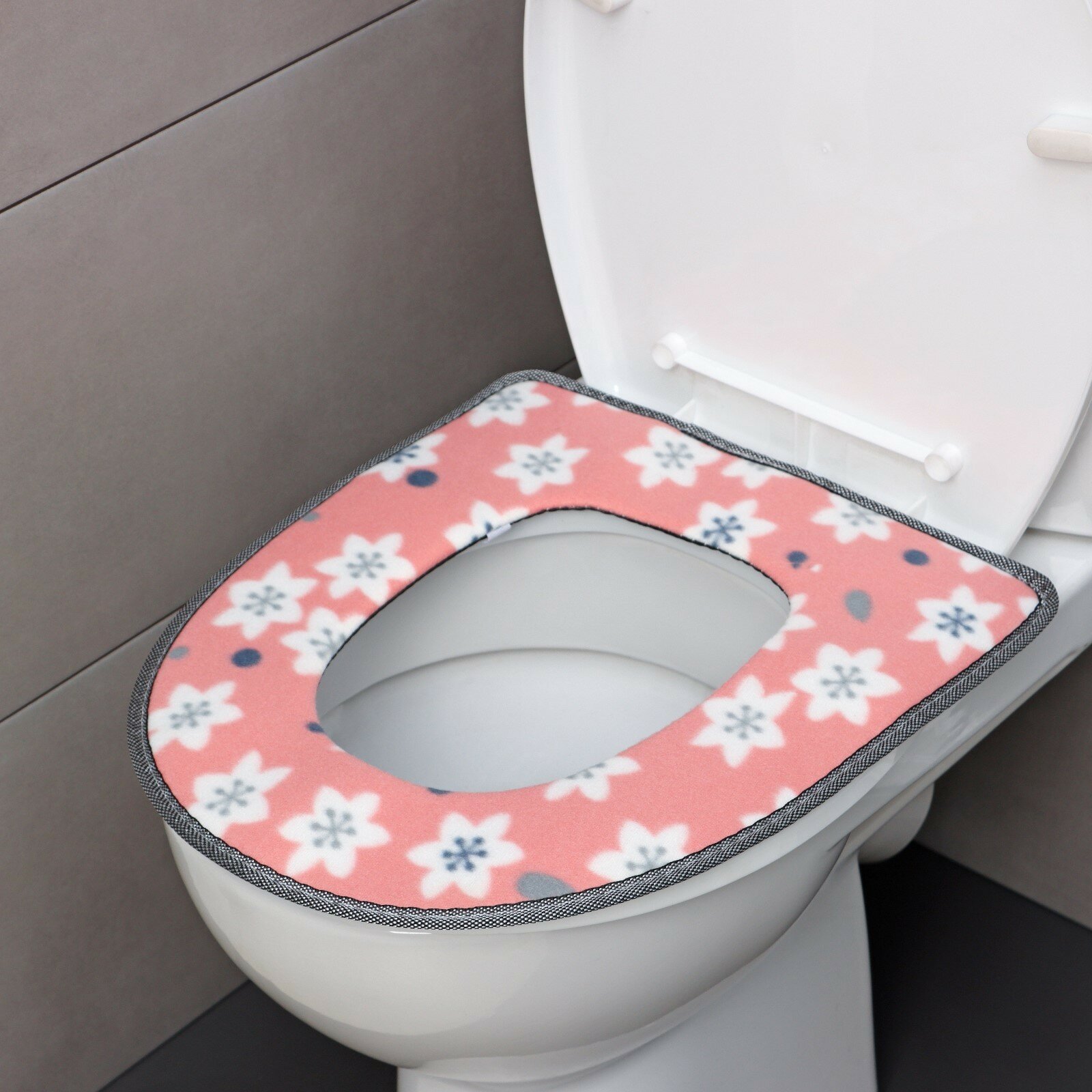 Чехол на сиденье для унитаза на липучках «Цветы», 35×45 см, микс