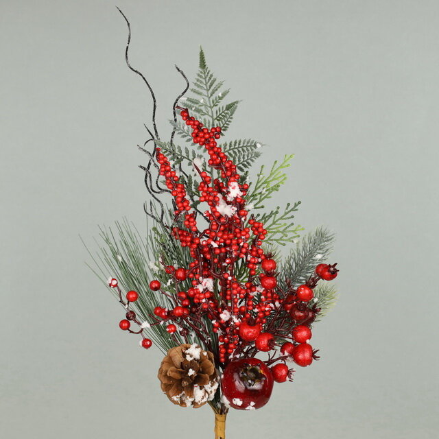 Хвойная ветка Ягодный Микс с заснеженностью 50 см