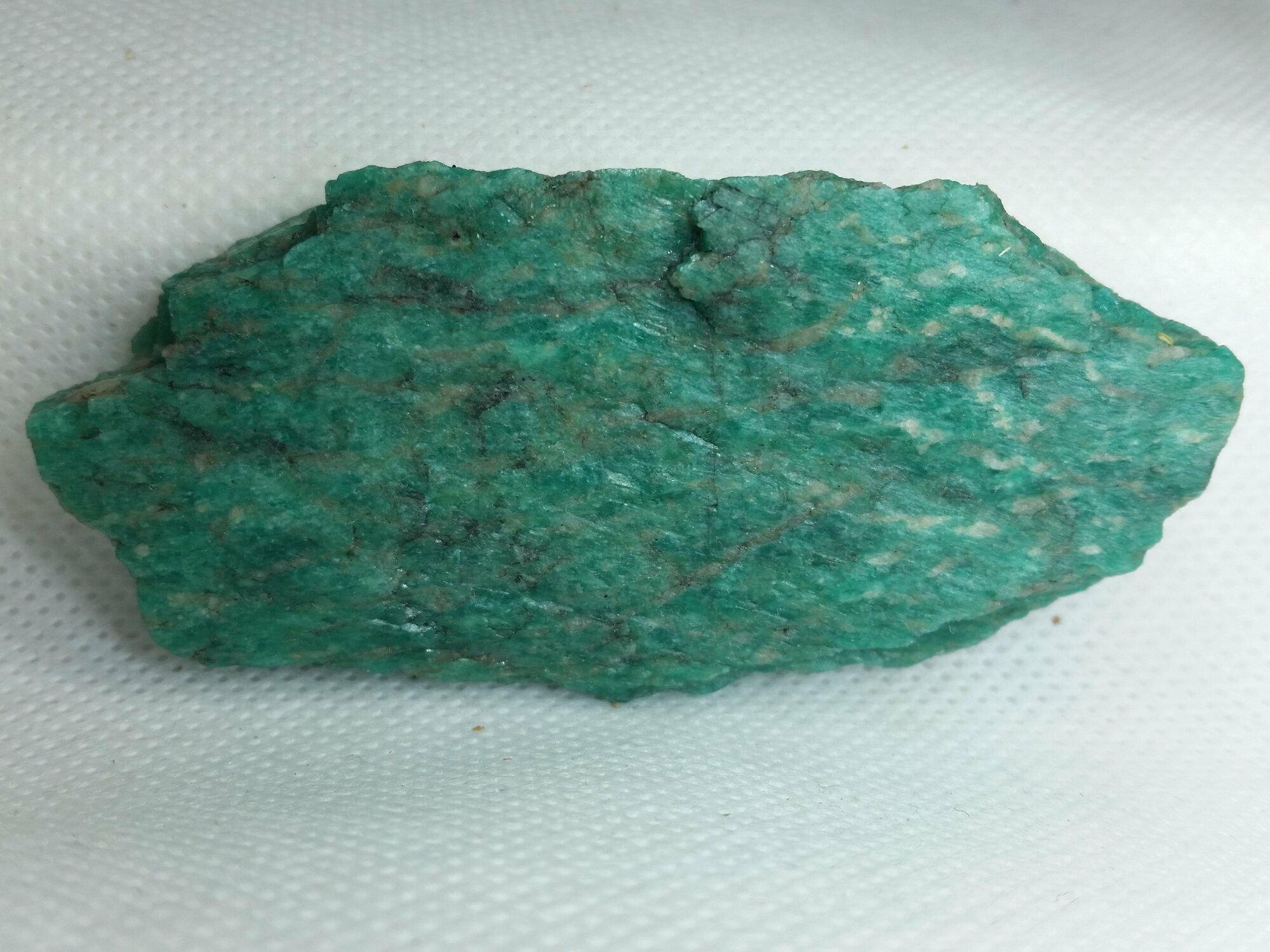 Амазонит, натуральный минерал, камень, природный амазонит 8х4х1,7 см, вес 58 гр, без обработки