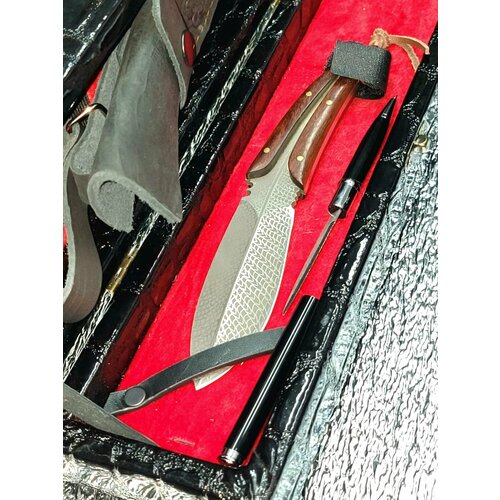 Нож туристический разделочный , охотничий Перо в чехле ножнах и подарочный черный кожаный футляр , ручка нож в подарок