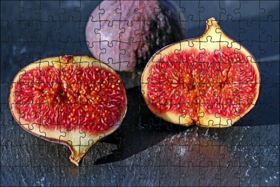 Магнитный пазл "Инжир, красный трус, фрукты" на холодильник 27 x 18 см.