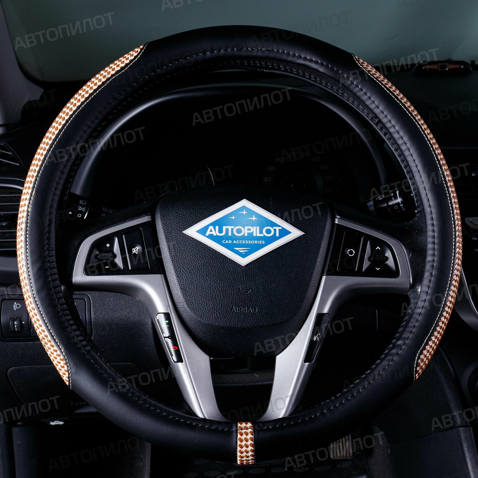 Оплетка на руль Рено Дастер (2015 - 2021) внедорожник 5 дверей / Renault Duster искусственная кожа (высокого качества) Черный с бежевым