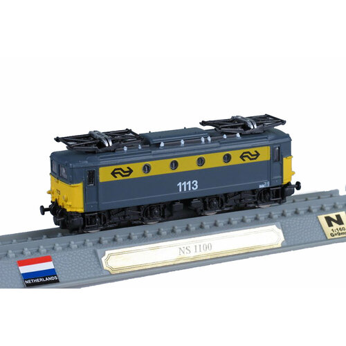 Train ns 1100 electric locomotive netherlands 1950