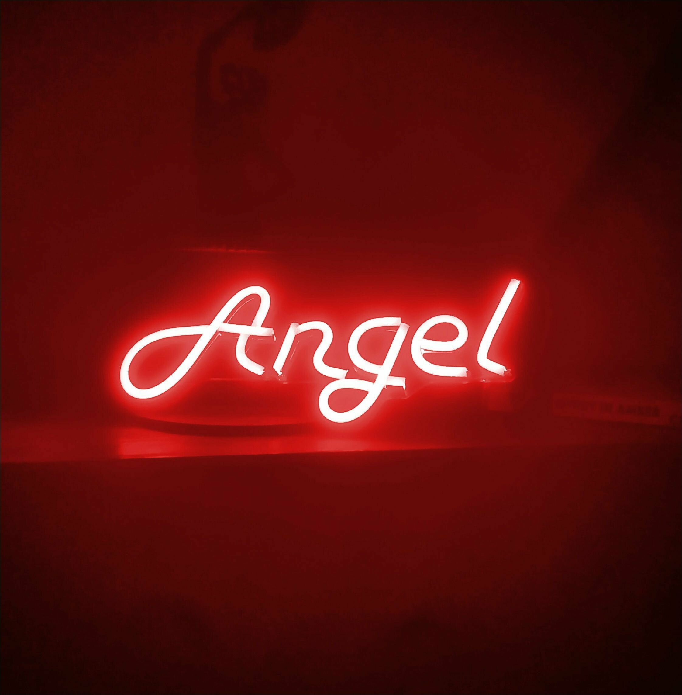 Табличка неоновая Angel 25x10 см