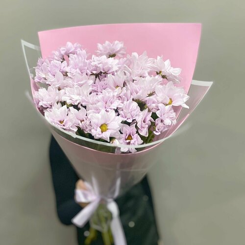 Букет из розовых кустовых хризантем в розовом фоамиране ( 5 шт)