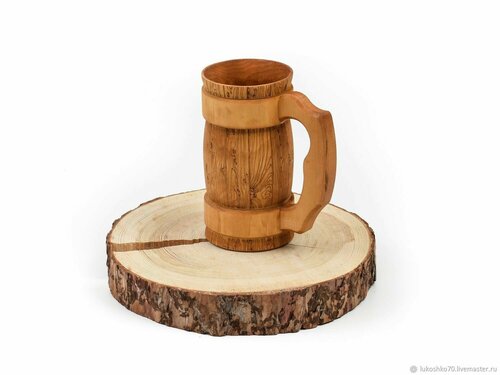 Кружка пивная 500 мл деревянная. Большая кружка для пива и кваса из дерева (липа)