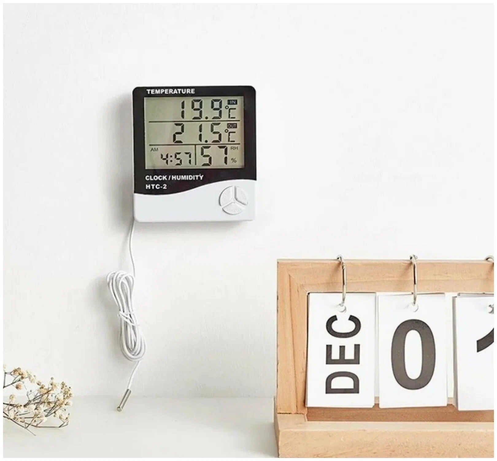 Термометр-гигрометр цифровой электронный комнатный НТС-2 /Погодная станция для измерения температуры и влажности/Часы/Будильник c выносным датчиком - фотография № 7