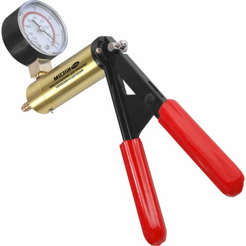 Приспособление для прокачки тормозов и сцепления мегеон 24001 5708₽