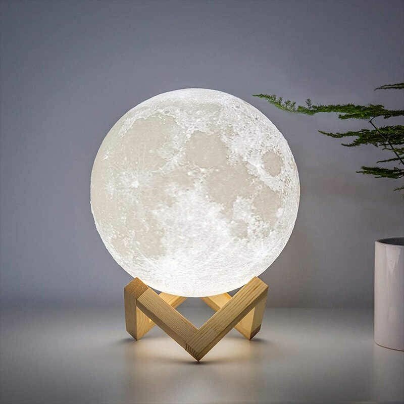 Реалистичный ночник 3D Moon Lamp / Настольный светильник Луна 15 см, с сенсорным управлением, беспроводной (7 цветов; 3 режима) - фотография № 2