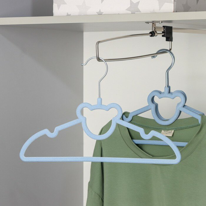 Плечики - вешалки для одежды Доляна «Мишка», набор 5 шт, 32×20 см, флокированное покрытие, цвет синий