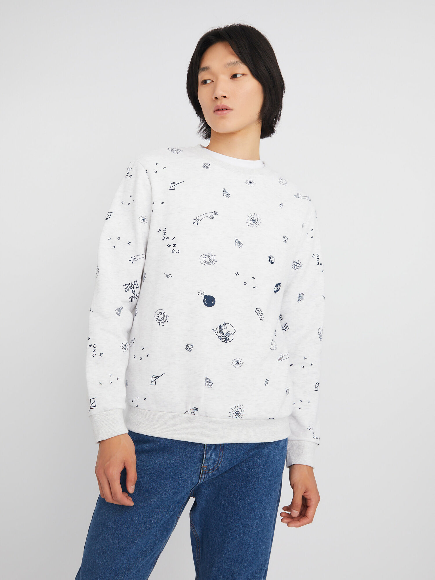 фото Утеплённый трикотажный свитшот с принтом Zolla