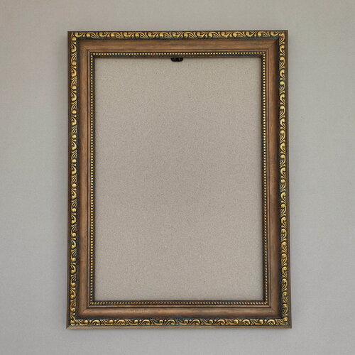 Изображение товара Багетная рама 23x32 см (BR10), пластиковая со стеклом и задником, цвет: золотой