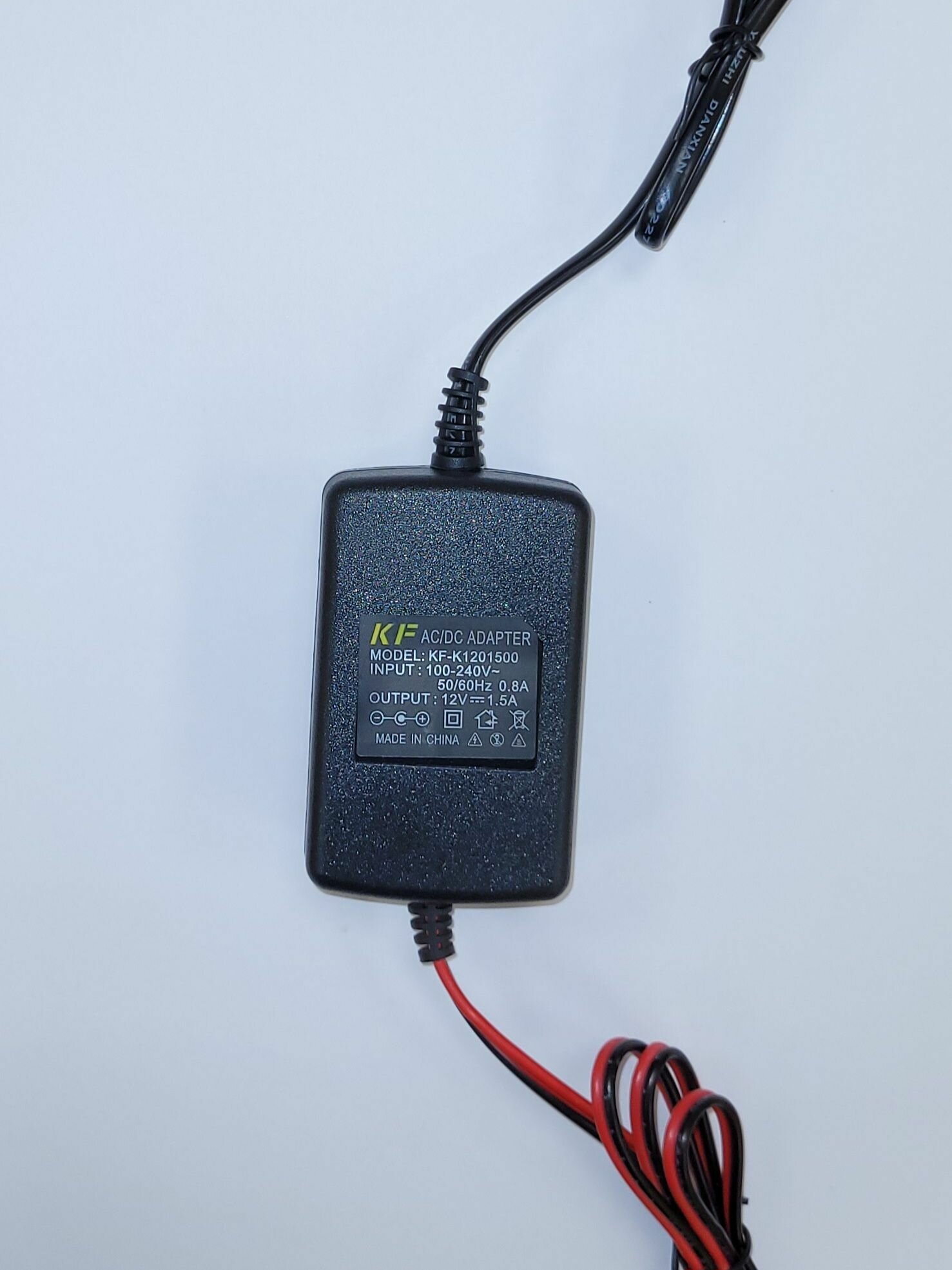 Зарядное устройство для аккумуляторов 12V 15 Am(мотоциклы питбайки скутеры квадроциклы электротехника)
