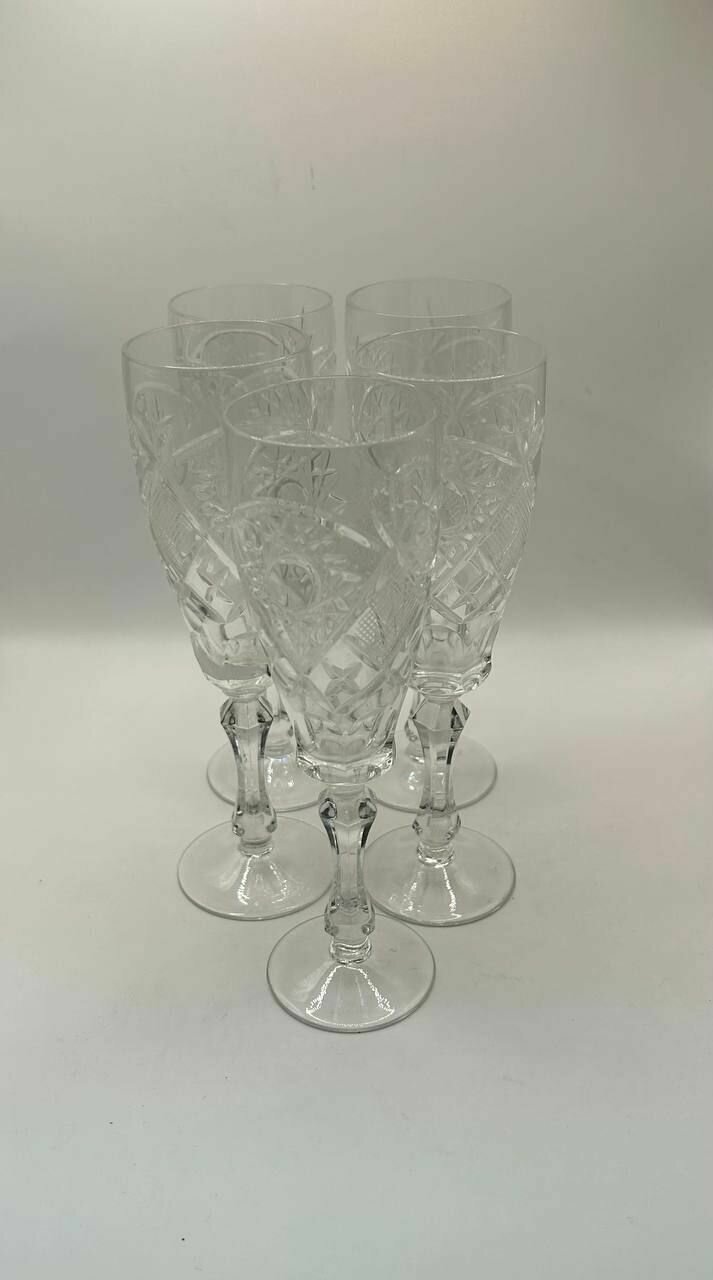 фото Набор из 5 хрустальных бокалов - фужеров на ножке времён СССР!