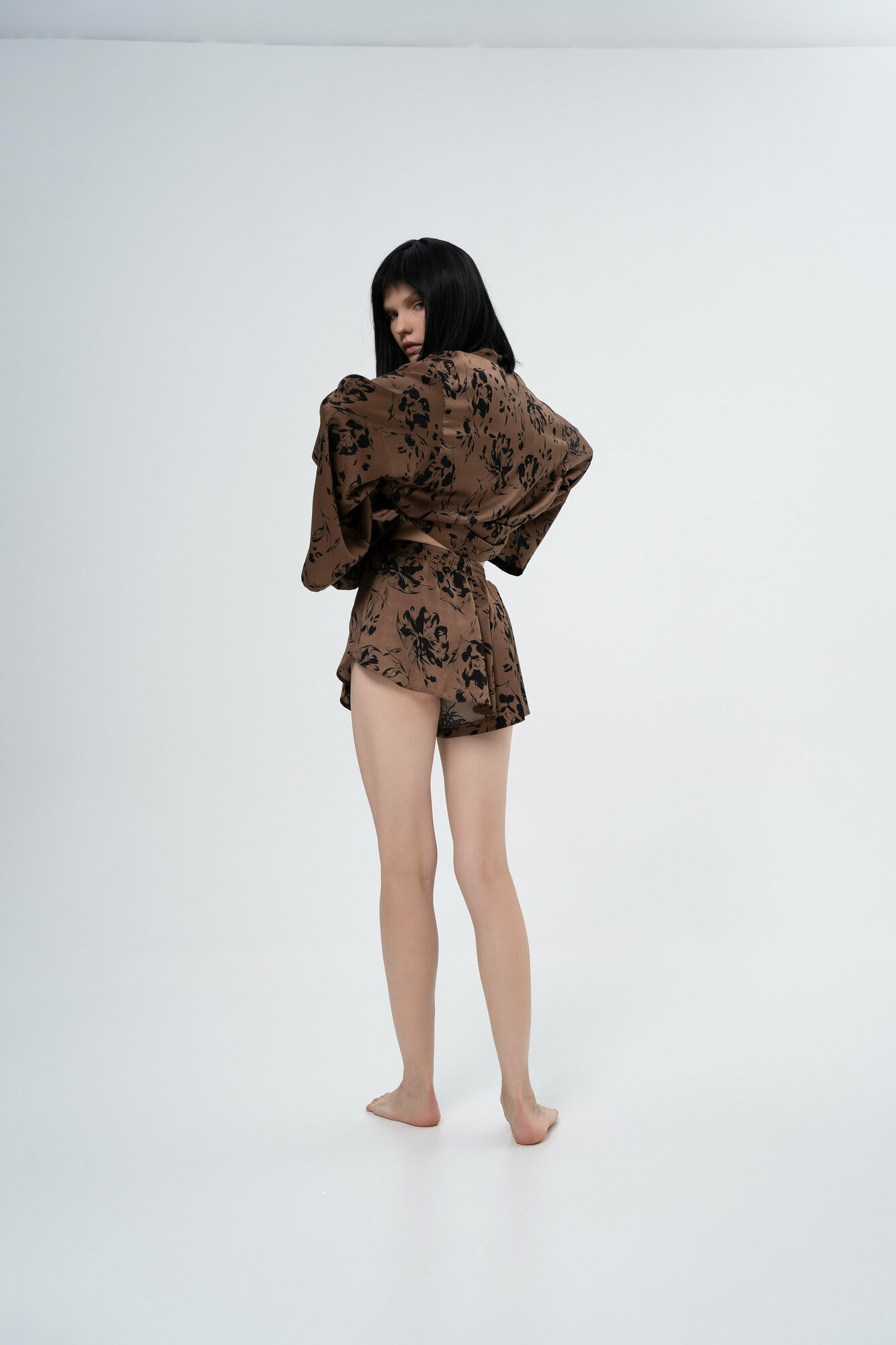 Пижама KAROLINA, шорты, кимоно, длинный рукав, пояс, размер L, коричневый - фотография № 2