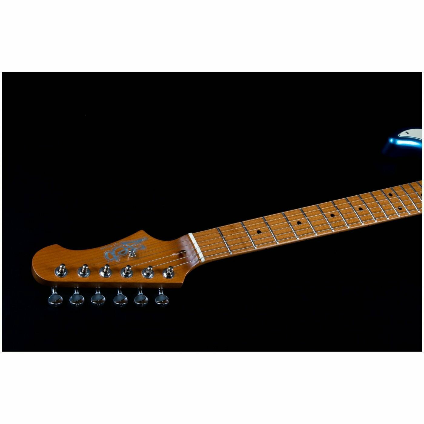 JET JS-400 - электрогитара Stratocaster