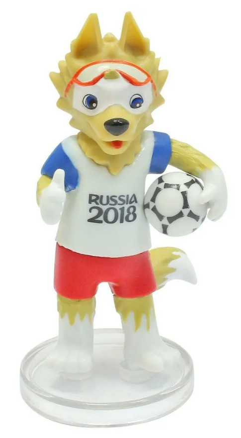 Фигурка Волк Забивака Мяч в руке FIFA-2018 10см