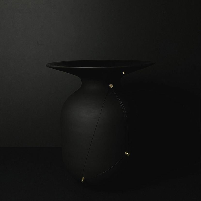 Provvisori Nero Ваза