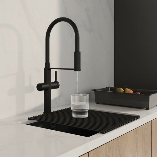 Изображение товара Смеситель для кухни с каналом для фильтрованной воды и гибким изливом IDDIS Ikon IKNBLFFi05 черный матовый