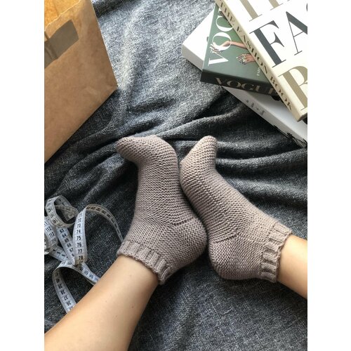 фото Женские носки средние, бесшовные, утепленные, вязаные, ослабленная резинка, размер 36/39, бежевый yatta