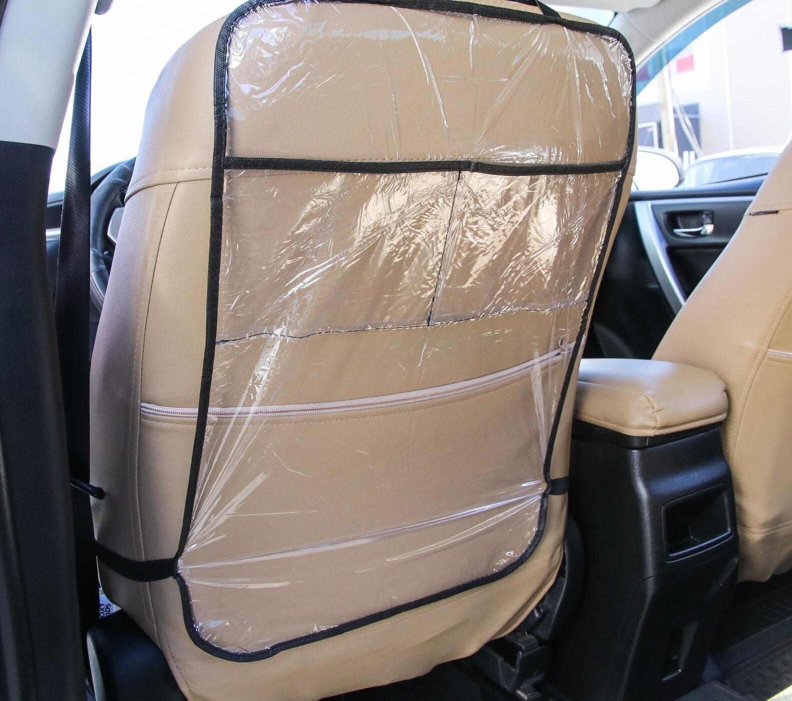 фото Защитная накидка на спинку сиденья автомобиля, 2 кармана, 605х400 мм, ПВХ