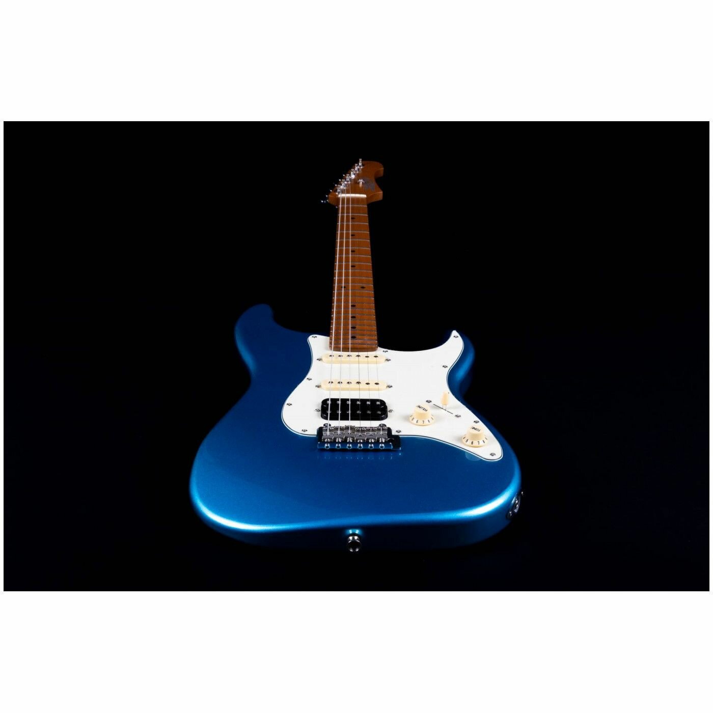 JET JS-400 - электрогитара Stratocaster