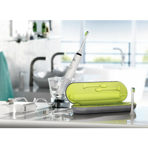 Ультразвуковая зубная щетка Philips Sonicare DiamondClean HX9340, белая