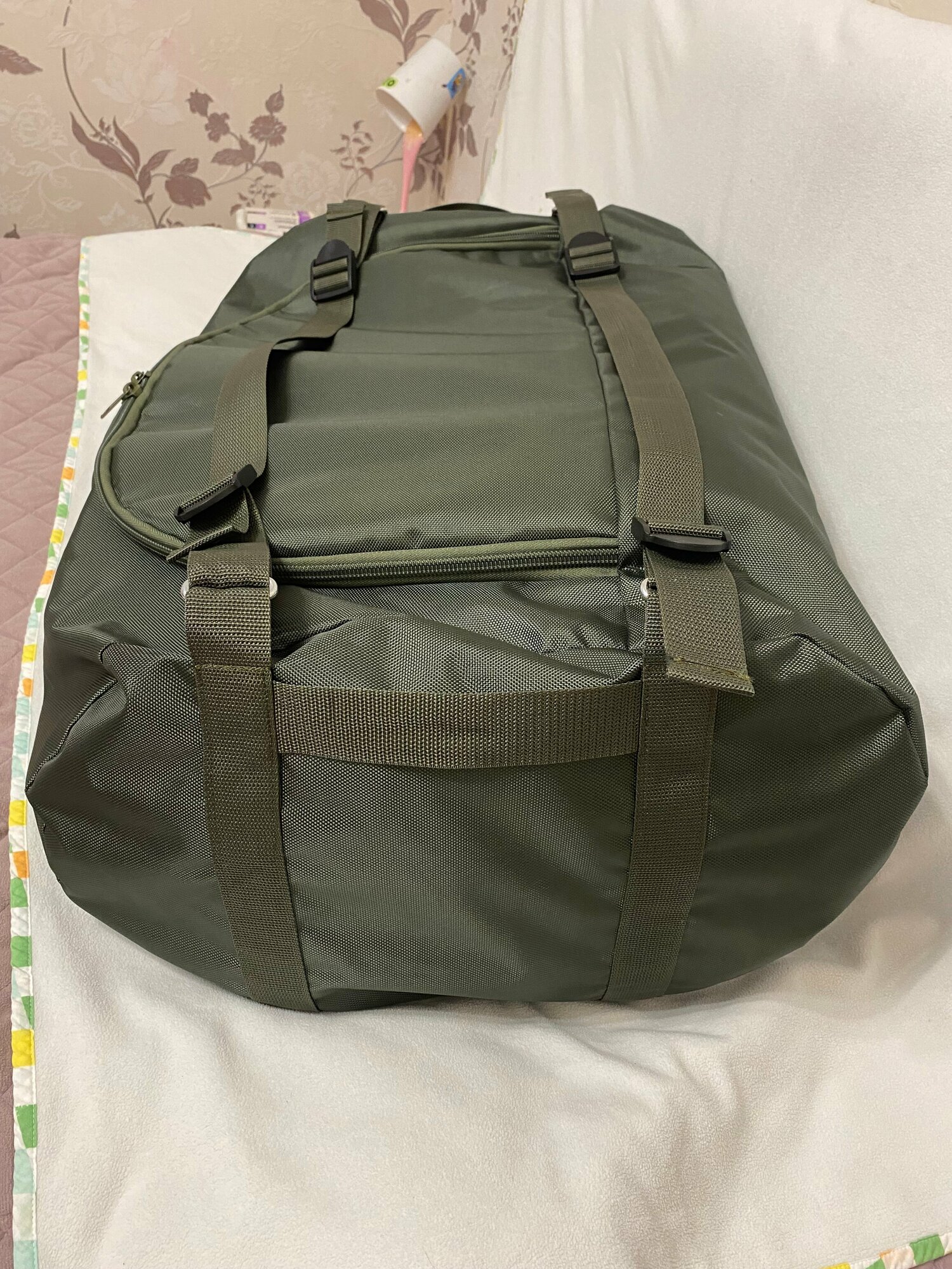 Сумка-баул сумка-рюкзак , 110 л, 51х34х70 см, ручная кладь, плечевой ремень, водонепроницаемая, ультралегкая, зеленый - фотография № 10