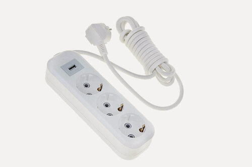 Изображение товара Удлинитель LUX У3-Е-USB-03 с/заз. 3гн. 3м.