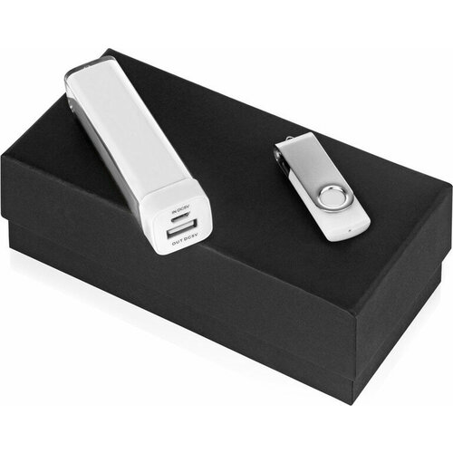 Подарочный набор Flashbank с флешкой и зарядным устройством белый 217700₽