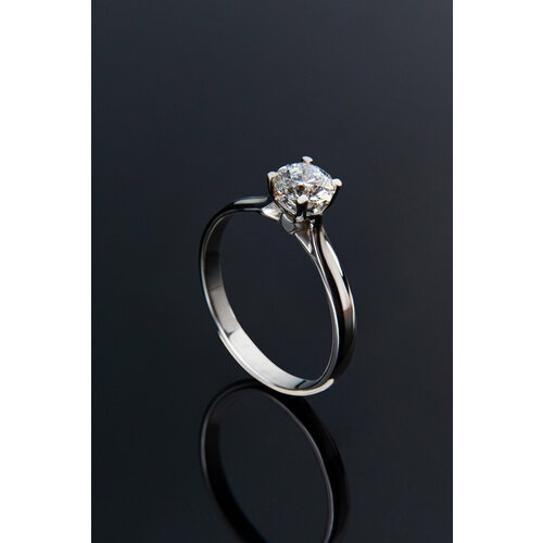 фото Кольцо помолвочное фамильные бриллианты, белое золото, 585 проба, бриллиант синтетический, бриллиант, размер 17