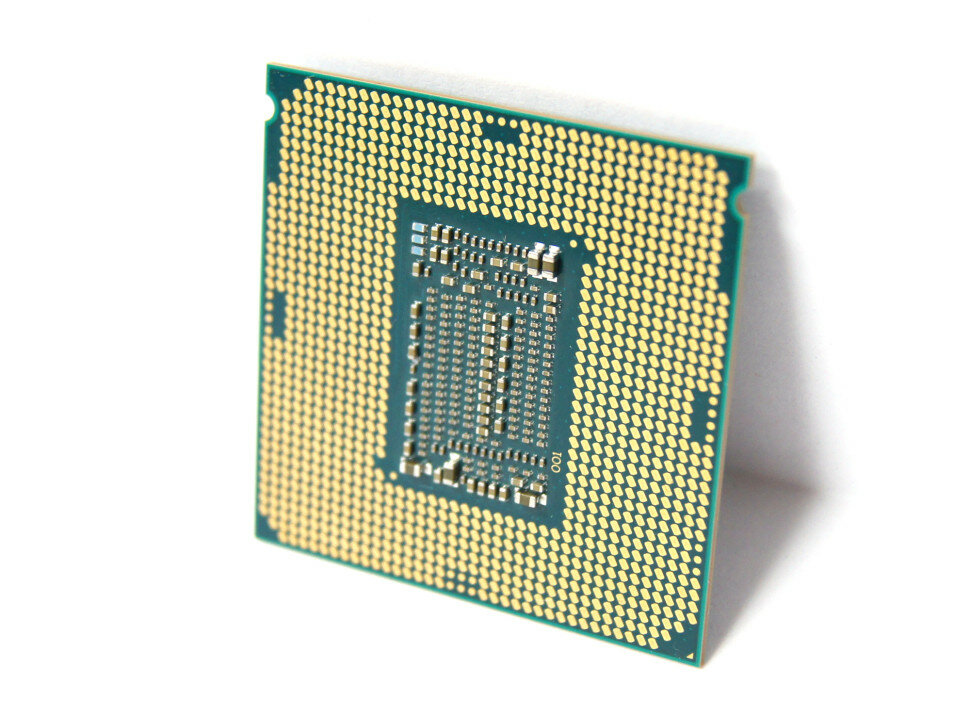 Процессор Intel Core i7-8700K LGA1151 v2 6 x 3700 МГц