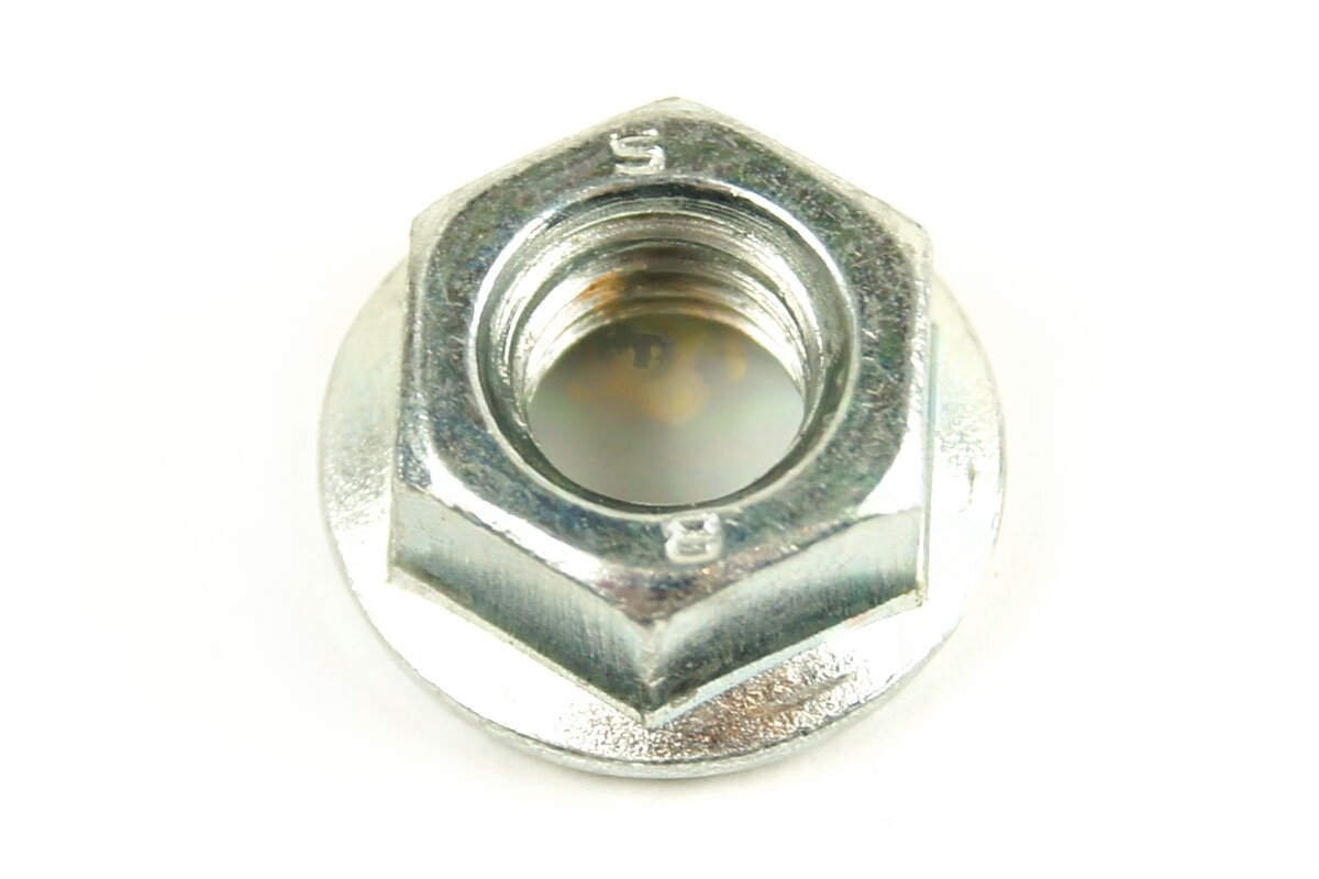 фото Гайка крышки шины 118/120/318/324/420/422 CHAMPION 8ND08D