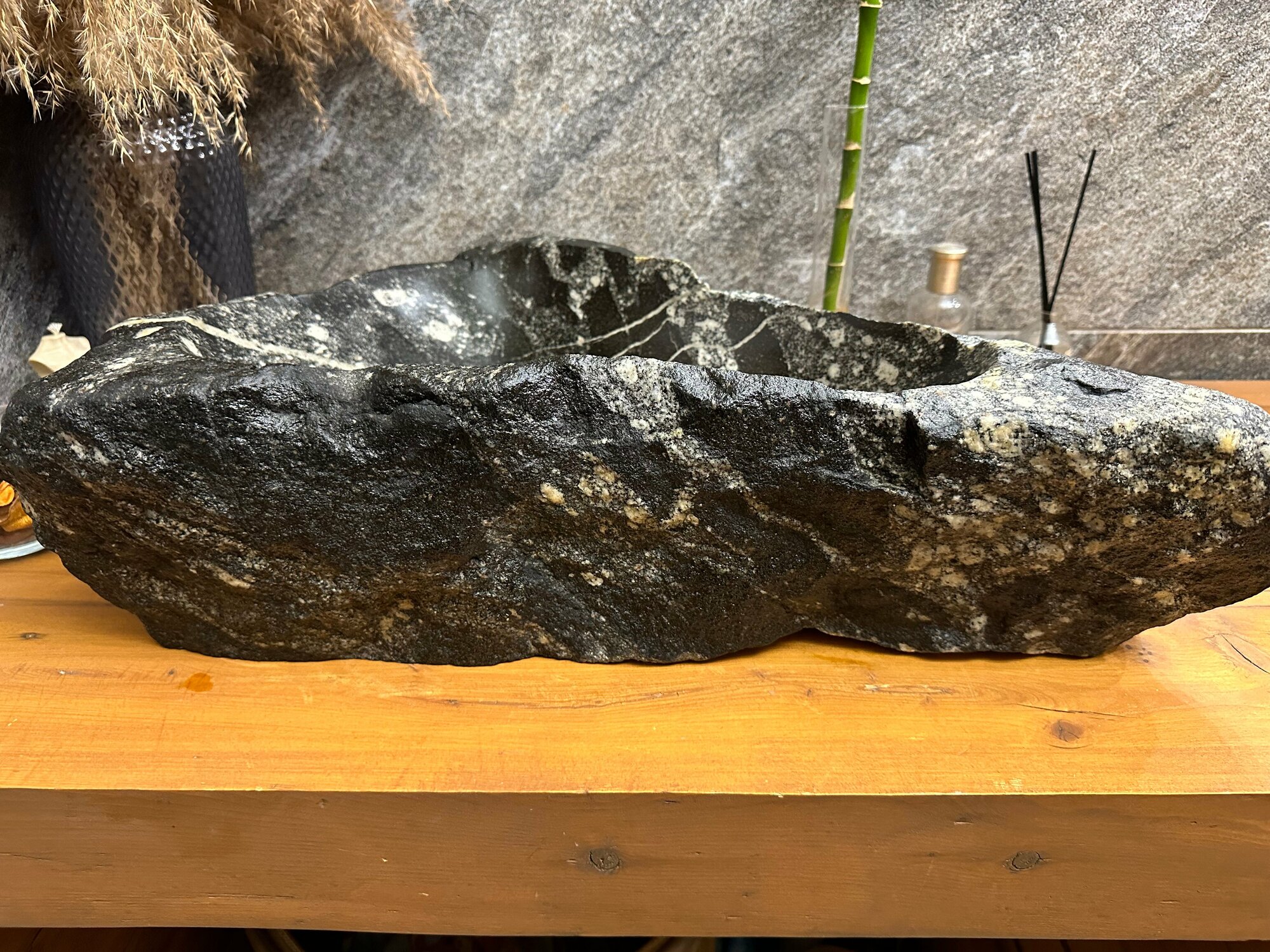 Раковина из натурального цельного камня, Black Noir (58х40) - фотография № 6