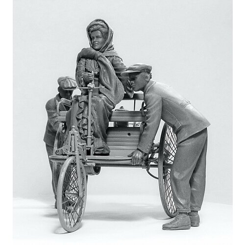 Автомобиль Бенца 1886г. с фрау Бенц 1:24 24041