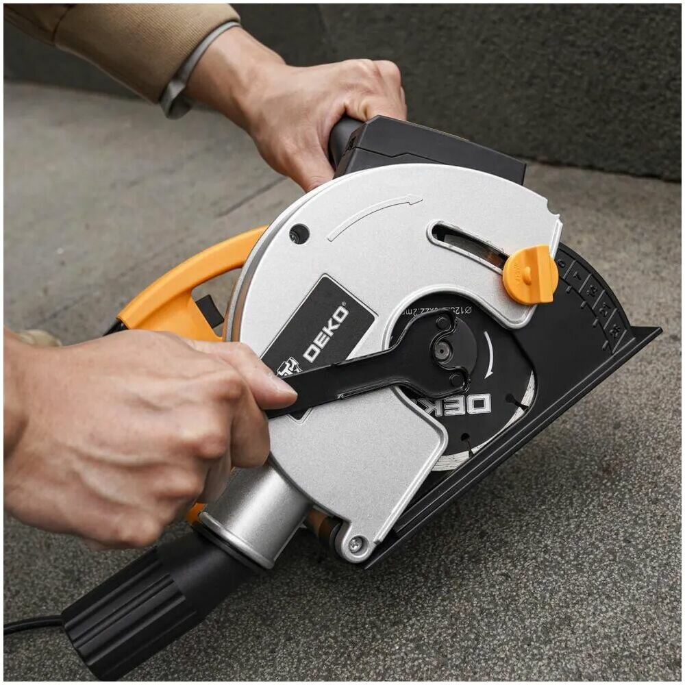 Изображение Штроборез Deko DKWC1800, 125 мм, 1800 Вт, лазерный указатель 063-4241