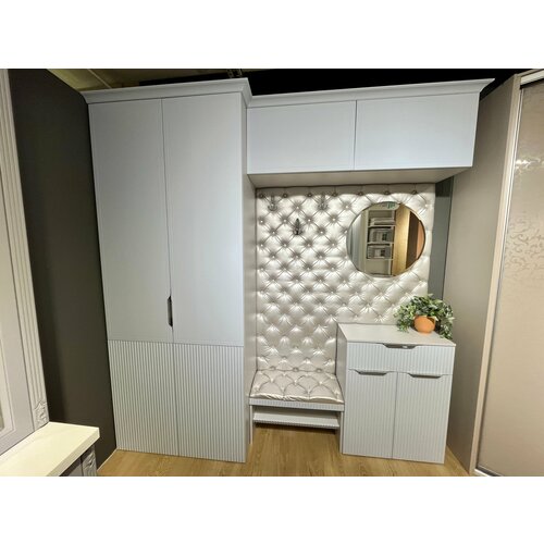 Прихожая с 3D фрезеровкой в нежных тонах