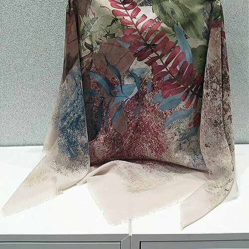 фото Платок ,100х100 см, бежевый нет бренда