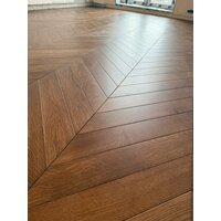 Паркет LuxuryFloor "Французская ёлочка", 500x90x15мм. Цвет золотистый орех