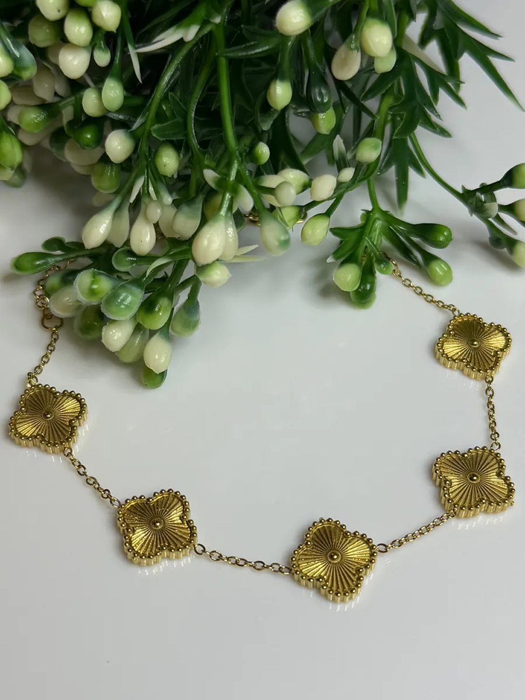 Жесткий браслет, золотистый