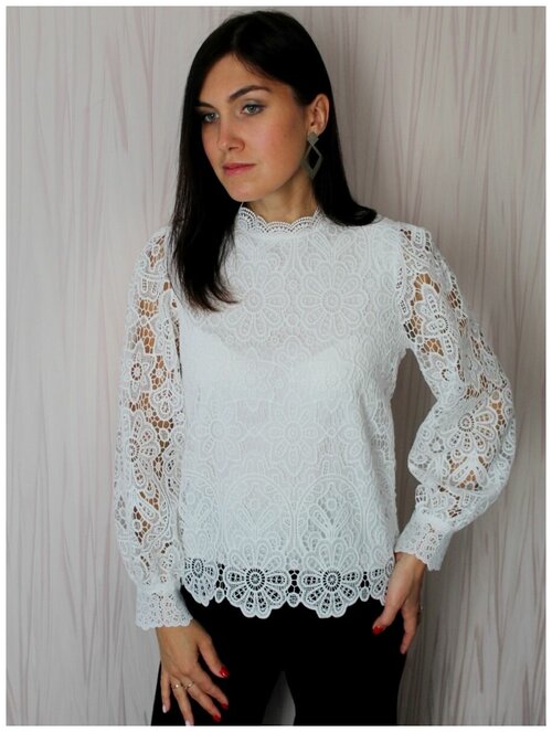 Блуза , классический стиль, прямой силуэт, длинный рукав, подкладка, флористический принт, размер 42-46, белый