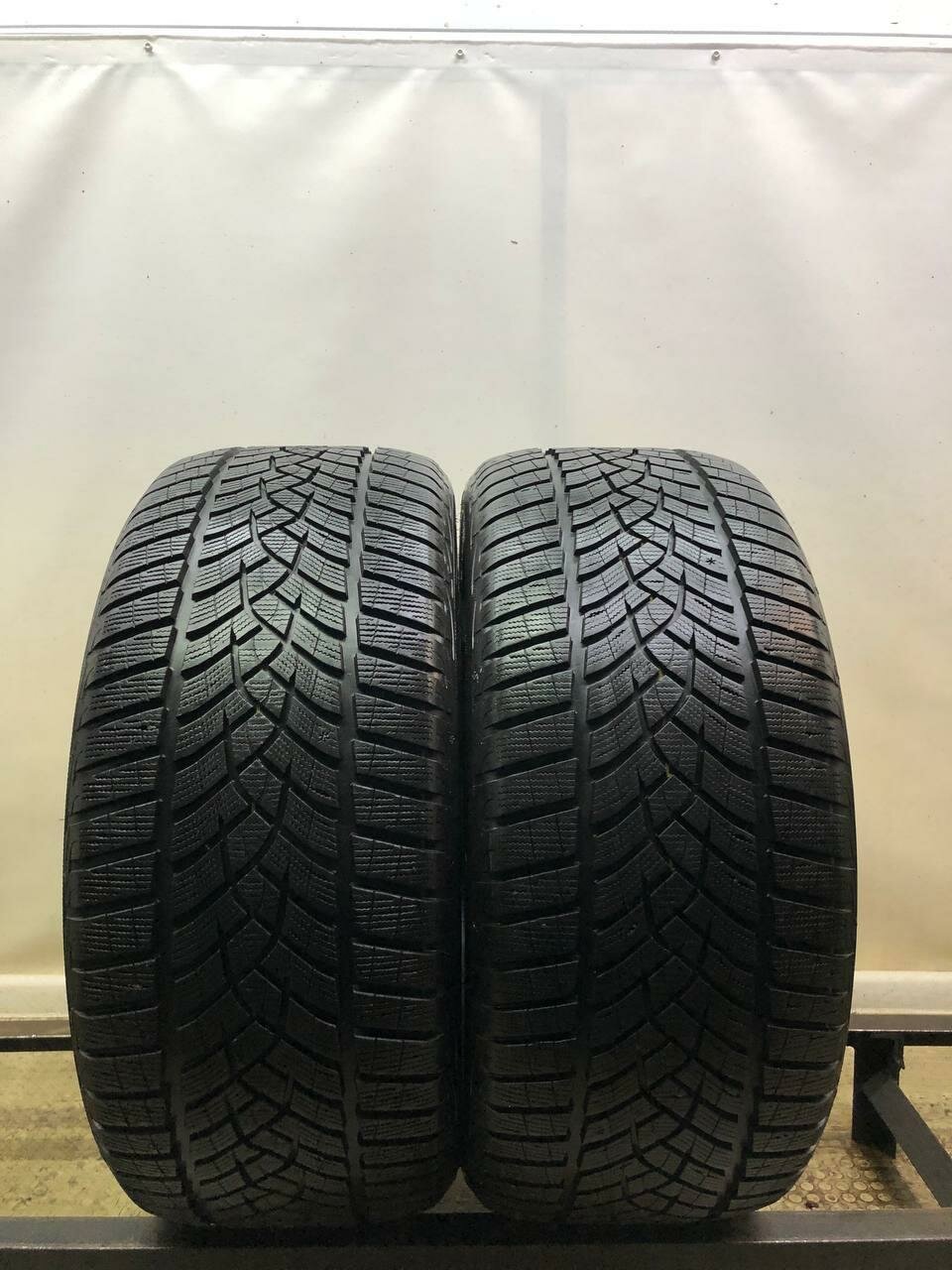 Goodyear UltraGrip Performance Gen-1 275/40 R21 БУ Шины Зимние