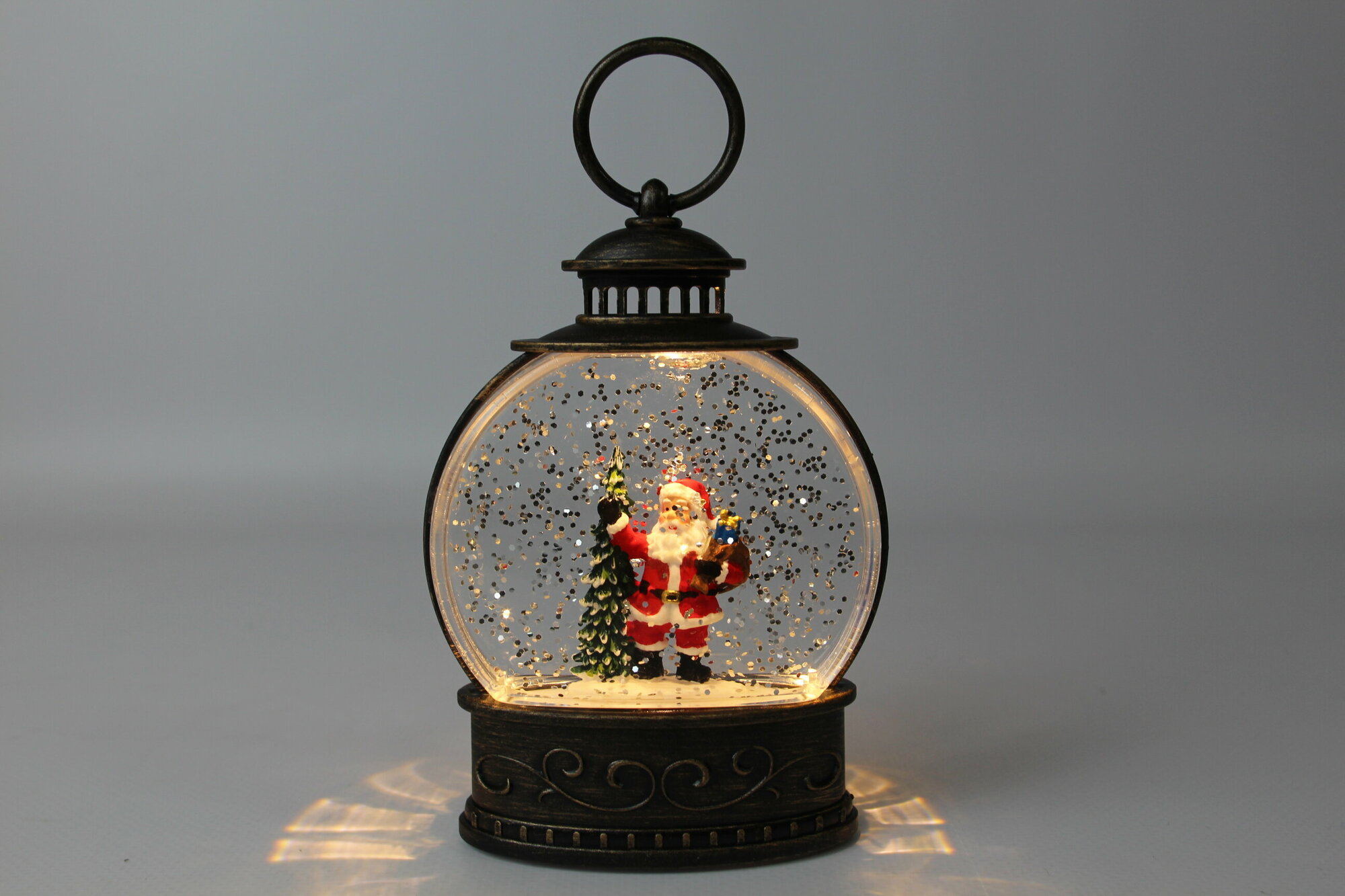 фото "Новогодний" фонарь ZF-093- "Дед Мороз с подарками", подсветка, LED, 3*G13 (в комплекте), 13*9*4 см