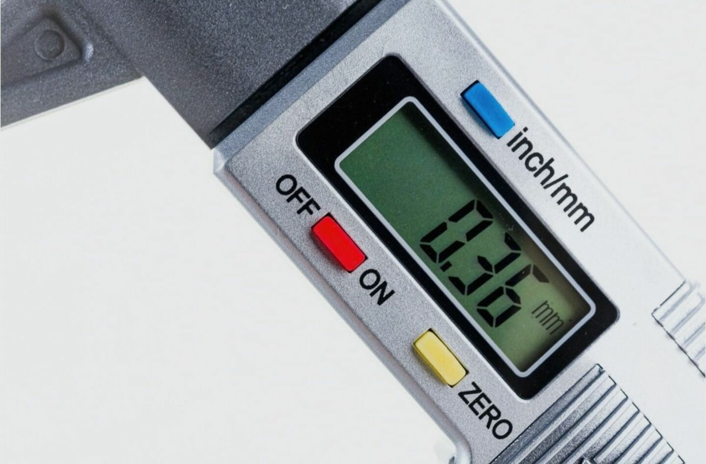 Цифровой измеритель глубины протектора шин автомобиля 0-25.4mm/0.01 мм (Глубиномер)